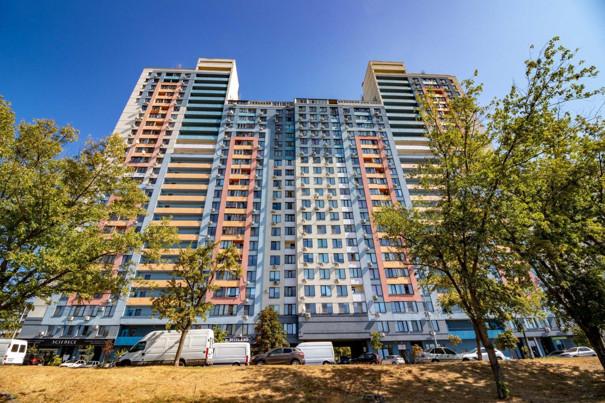 Kvartirkoff Na Bogatyrskaya 6A, 15Th Floor Киев Екстериор снимка